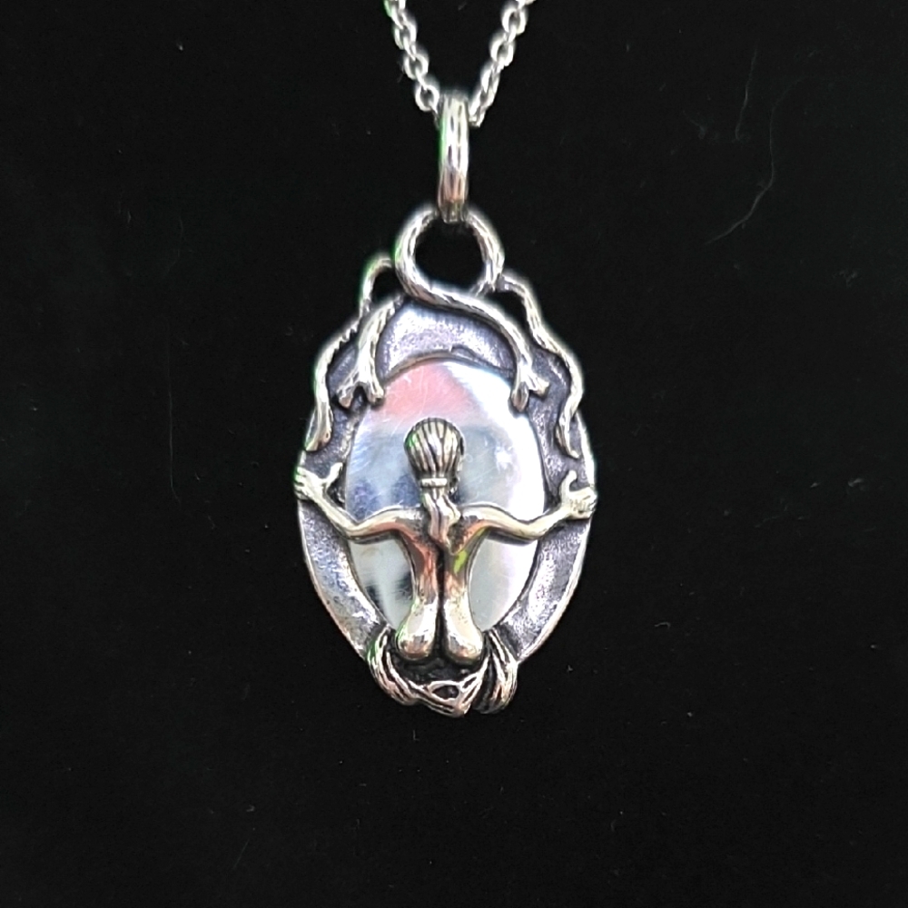 Womens Wicca Mirror Pendant Stainless Steel Viking Gothic Pagan Necklace 18'